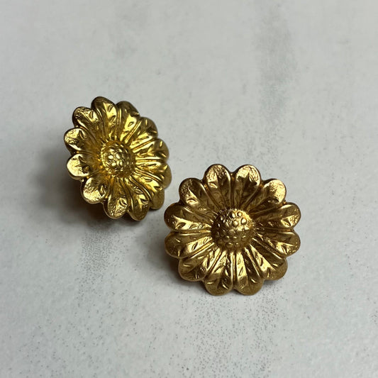Daisy Stud Earrings