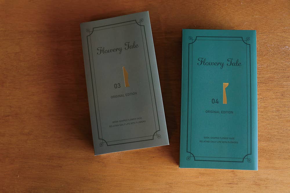 Flower Tale; the book-like vase from Japan