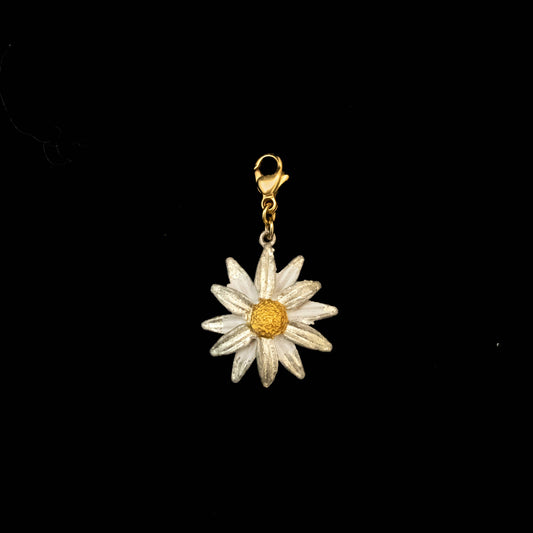 Daisy Charrm