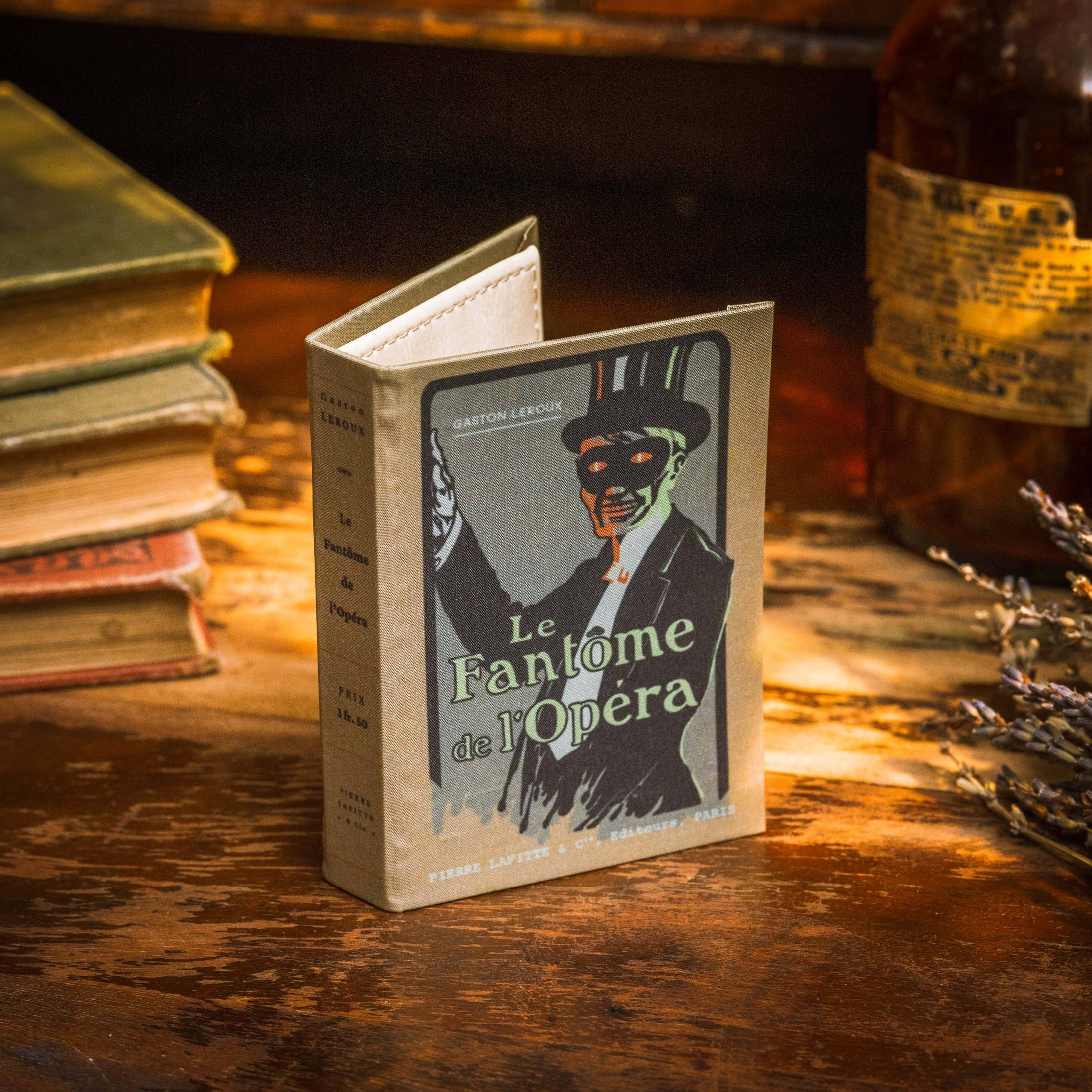 Le Fantôme de l'Opéra by Gaston Leroux 1910 (Phantom of the Opera) Book Wallet
