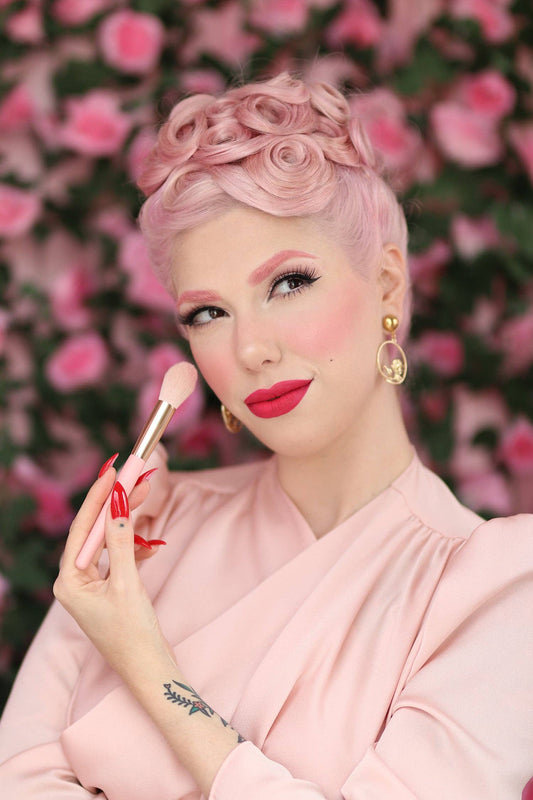 Cheek Brush