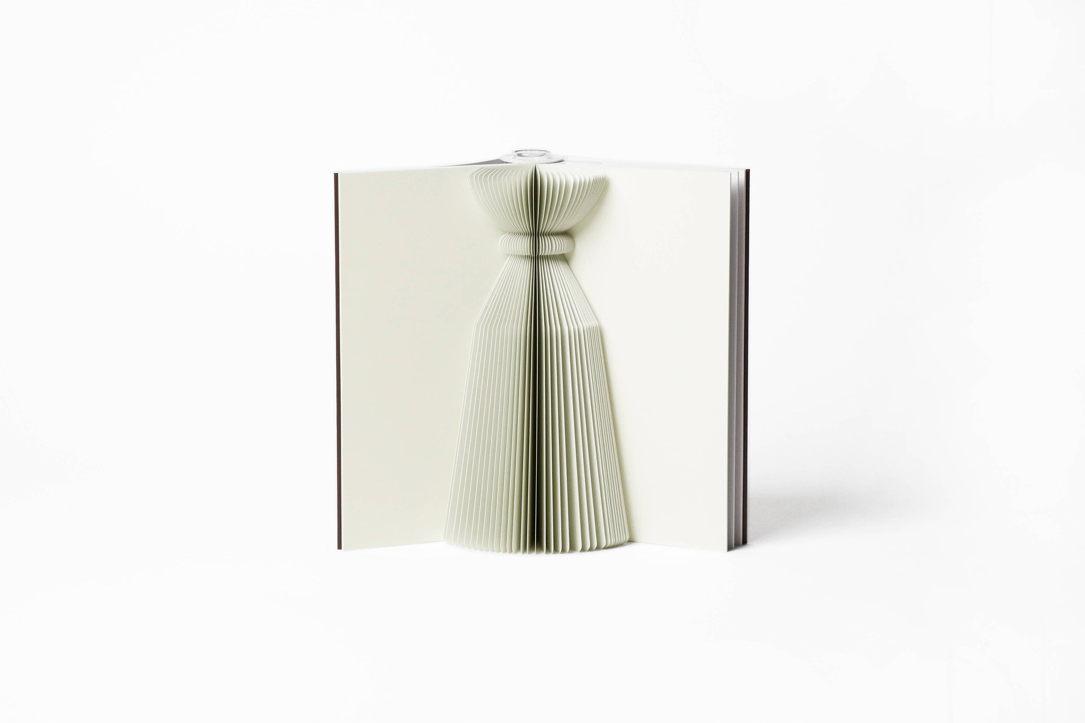Flower Tale; the book-like vase from Japan