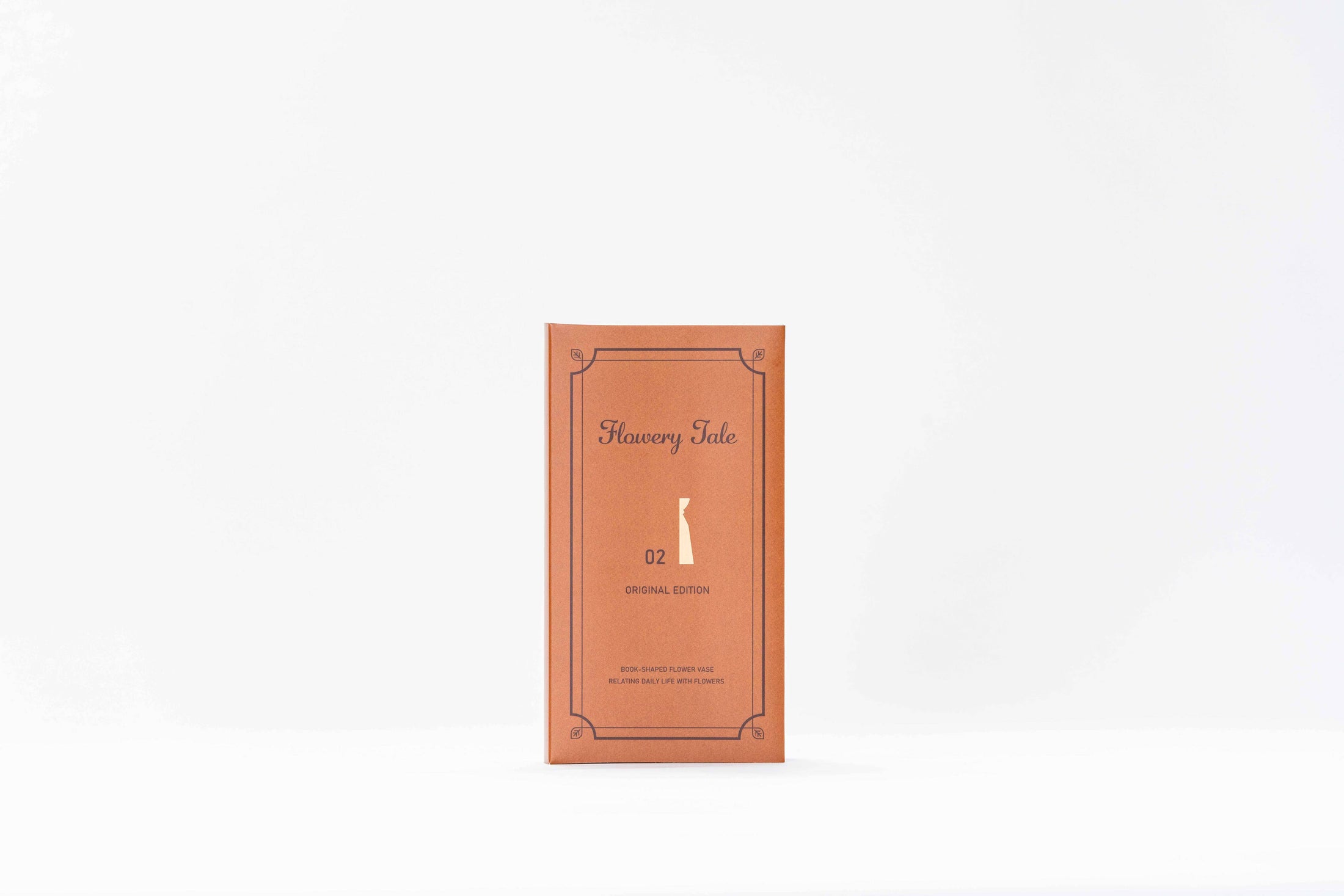Flower Tale; the book-like vase from Japan